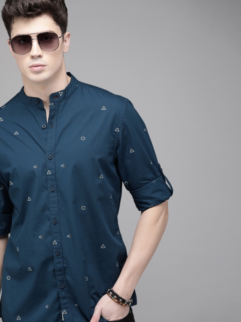 

Roadster Men Blue Regular Fit Printed Casual Shirt