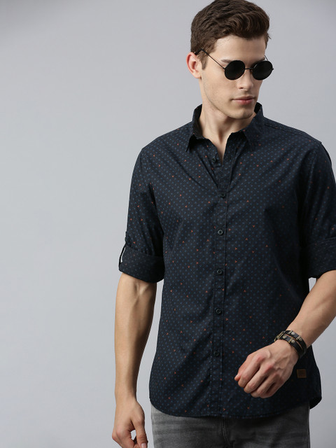 

Roadster Men Black & Navy Blue Regular Fit Printed Casual Shirt