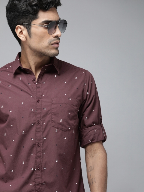 

Roadster Men Violet Regular Fit Printed Casual Shirt