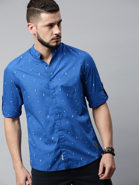 

Roadster Men Blue Regular Fit Printed Casual Shirt