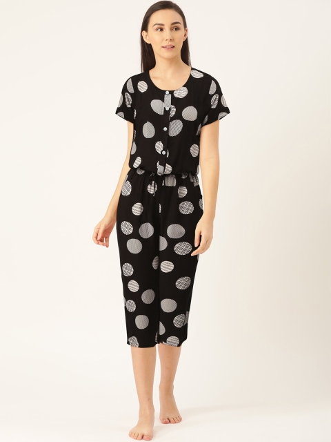 

Sweet Dreams Women Black & White Printed Nightsuit