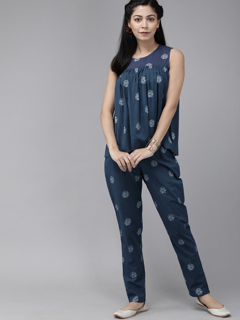 

Anouk Women Navy Blue & White Printed Top with Trousers