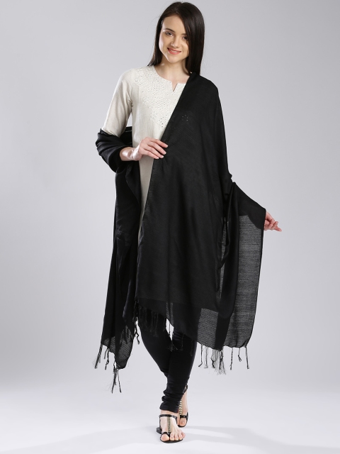 

W Black Dupatta