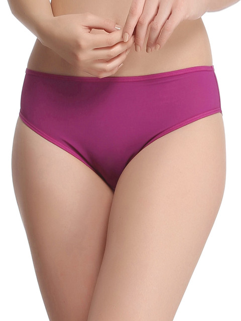 

Clovia Purple Bikini Briefs PN0196P15XL