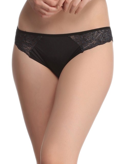 

Clovia Women Black Bikini Briefs PN0469P13XL