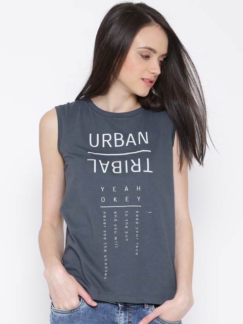 

Vero Moda Grey Text Print Top