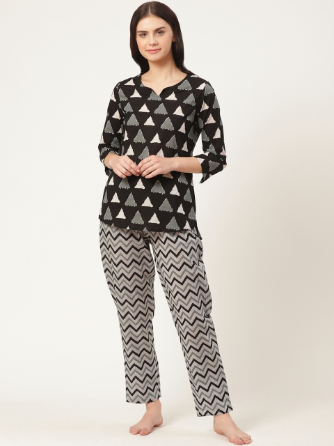 

Prakrti Women Black,Grey & Off-White Geometric Print Cotton Night Suit Set