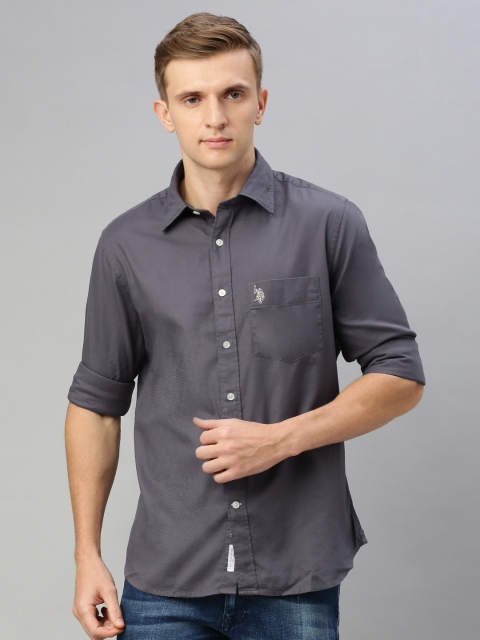 

U.S. Polo Assn. Men Grey Tailored Fit Solid Casual Shirt
