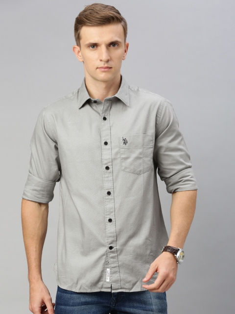 

U.S. Polo Assn. Men Grey Tailored Fit Solid Casual Shirt