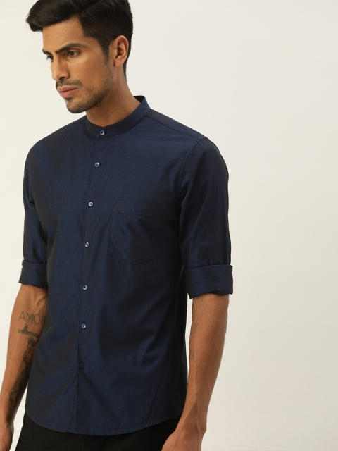 

ether Men Navy Blue Regular Fit Solid Casual Shirt