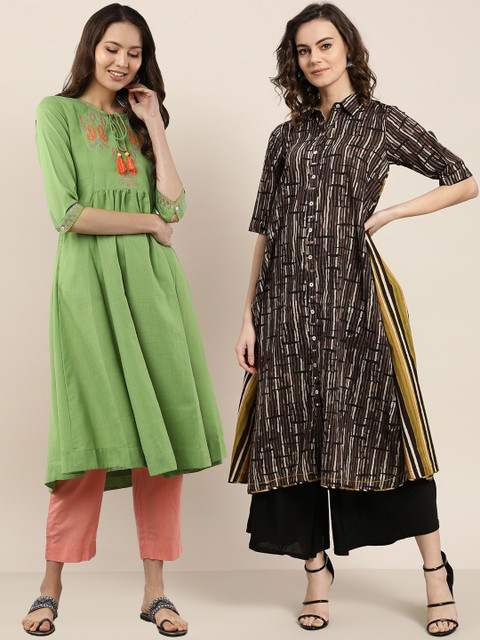 

Sangria Women Pack of 2 A-Line Kurtas, Coffee brown