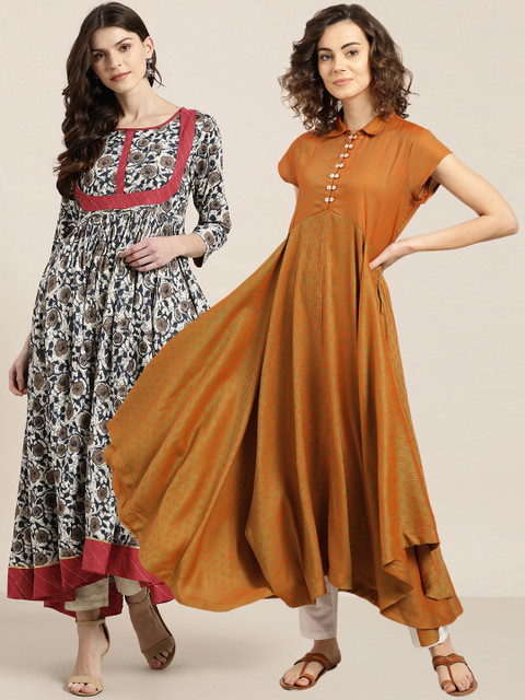 

Sangria Women Pack of 2 Anarkali Kurtas, Off white