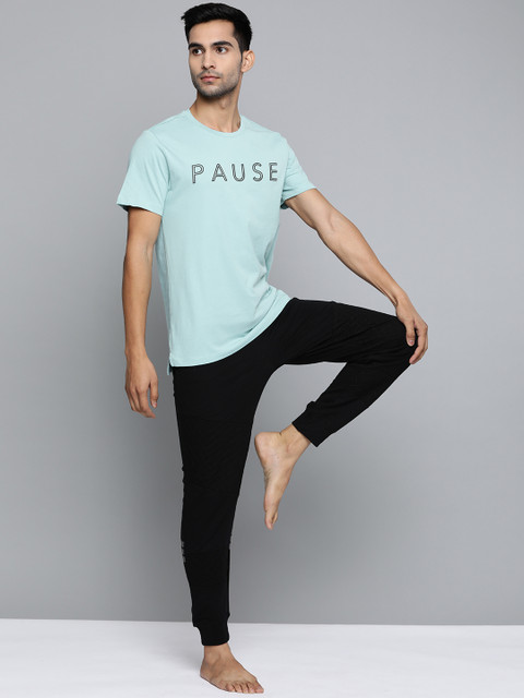 

HRX by Hrithik Roshan Men Aquifer Solid Antimicrobial Flat Lock Seam Yoga Pure Cotton T-shirt, Blue