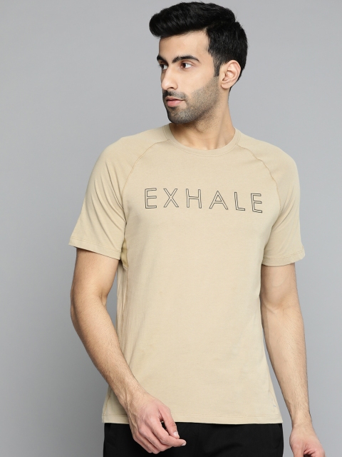 

HRX by Hrithik Roshan Men Twill Solid Organic Cotton Bio-Wash Yoga T-shirt, Beige