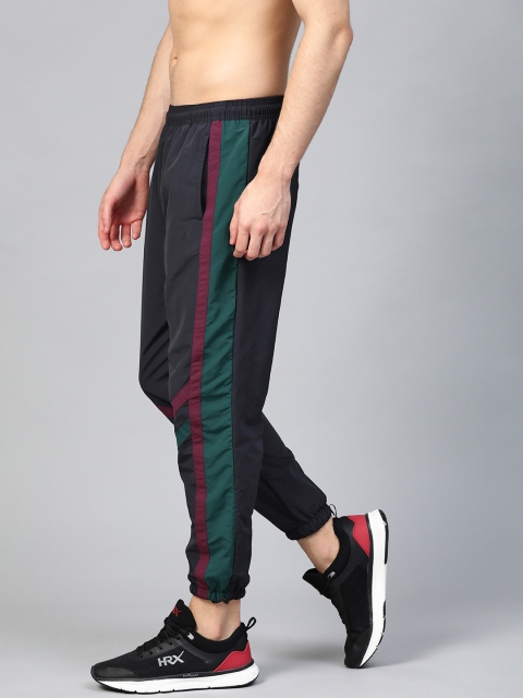 

HRX by Hrithik Roshan Men Jet Black Colourblock Regular Fit Rapid-Dry Lifestyle Jogger