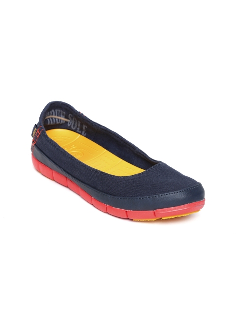 

Crocs Women Navy Flat Shoes, Navy blue