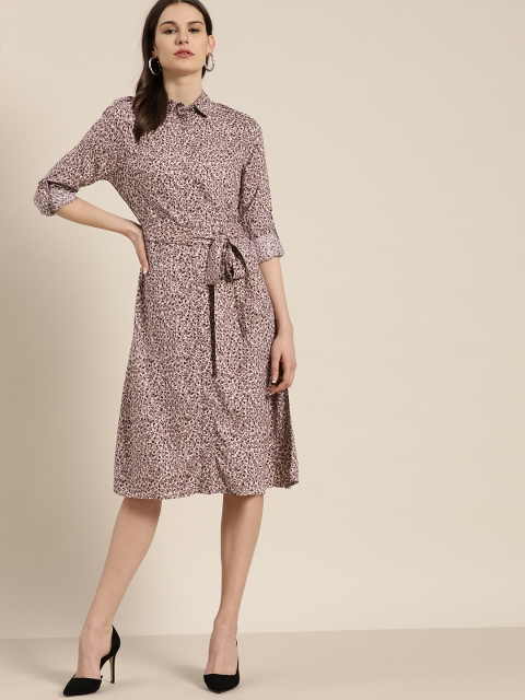 

her by invictus Women Mauve & Off-White Printed Shirt Sustainable ECOVERO Dress