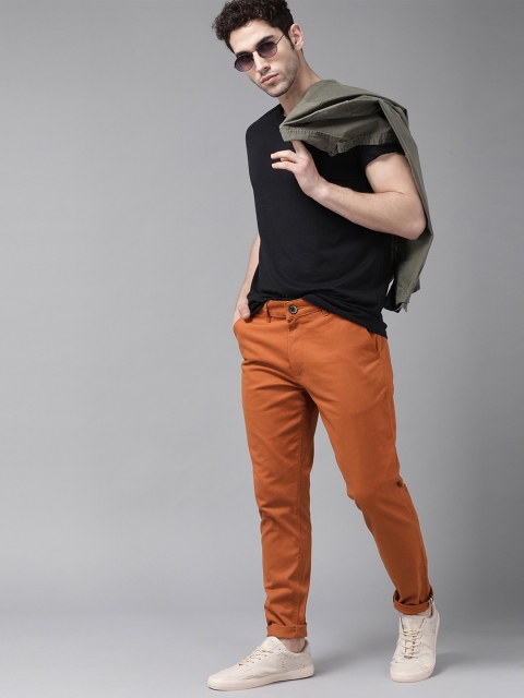 

Roadster Men Rust Orange Tapered Slim Fit Solid Chinos