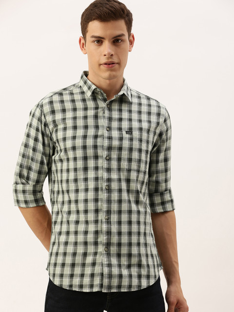 

The Indian Garage Co Men Green & White Slim Fit Checked Casual Shirt