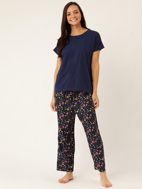 

DressBerry Women Navy Blue & Pink Solid Night Suit