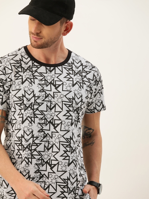 

Moda Rapido Men Grey & BlacK Geometric Printed Regular Fit Round Neck T-shirt