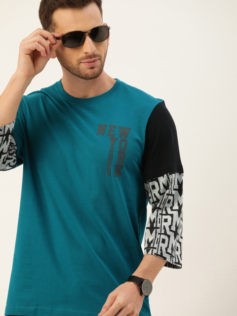 

Moda Rapido Men Teal Blue Printed Round Neck Pure Cotton T-shirt with Printed Sleeves