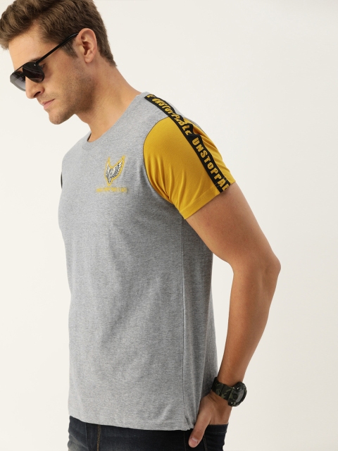 

Moda Rapido Men Grey Melange Solid Round Neck T-shirt with Taping Detail