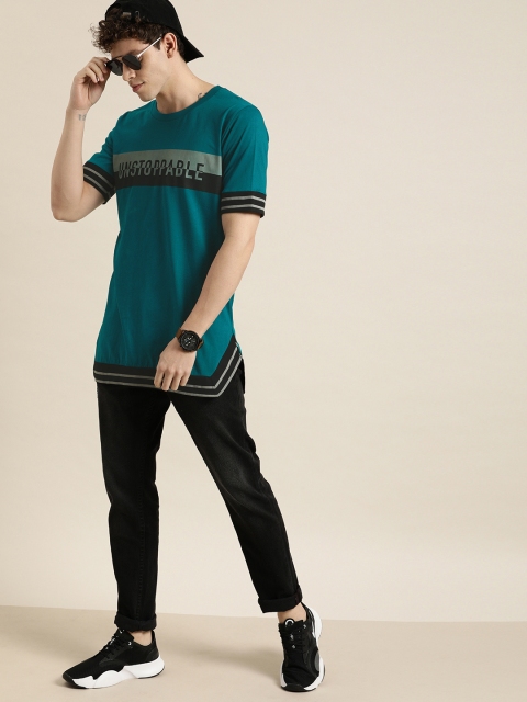 

Moda Rapido Men Teal Blue Printed Round Neck Longline T-shirt with Striped Detail
