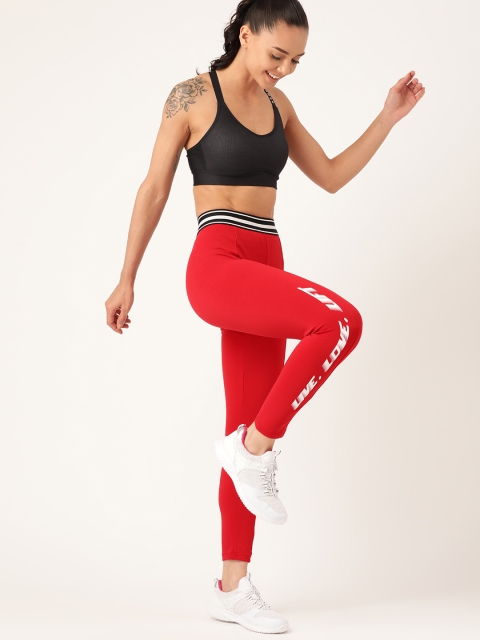 

DressBerry Women Red Solid Knitted Tights