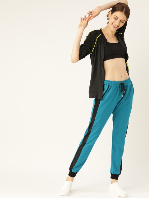 

DressBerry Women Blue Solid Cropped Joggers