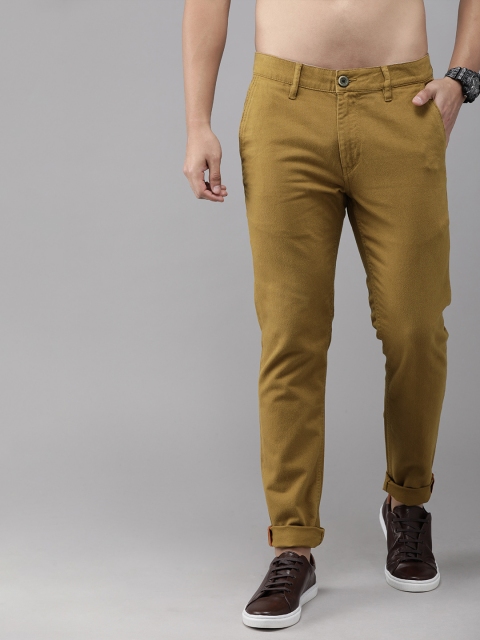 

Roadster Men Brown Slim Fit Solid Chinos