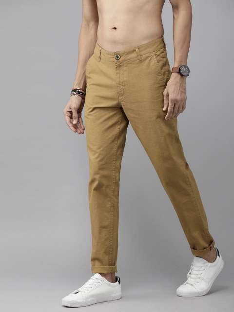 

Roadster Men Khaki Slim Fit Solid Chinos