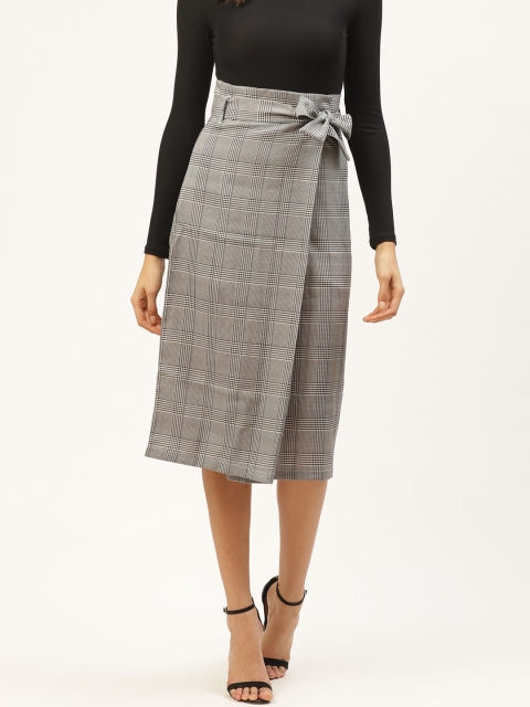 

ANVI Be Yourself Women Black & White Houndstooth Wrap Skirt