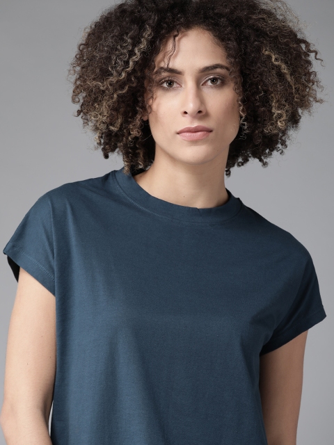 

Roadster Women Navy Blue Solid Round Neck T-shirt