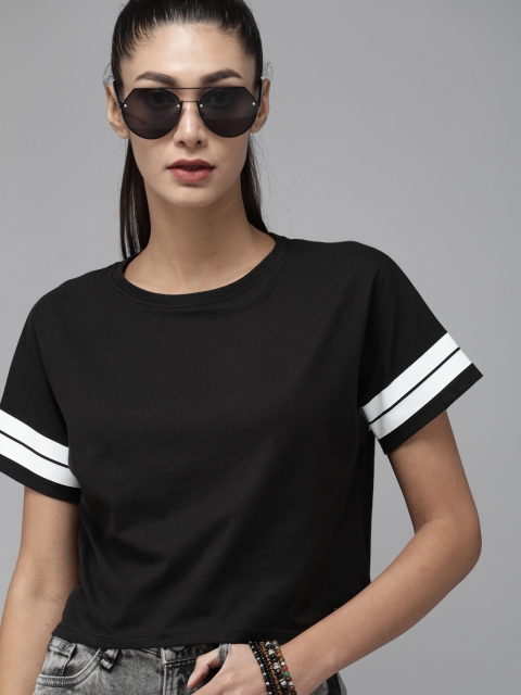 

Roadster Women Black Pure Cotton Solid Round Neck Crop Boxy Pure Cotton T-shirt