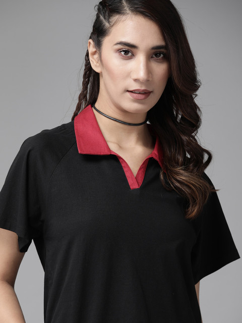

Roadster Women Black Solid Polo Collar T-shirt