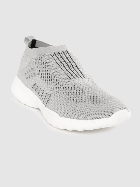 

HRX by Hrithik Roshan Men Grey Woven Design Soft Series Walking Shoes