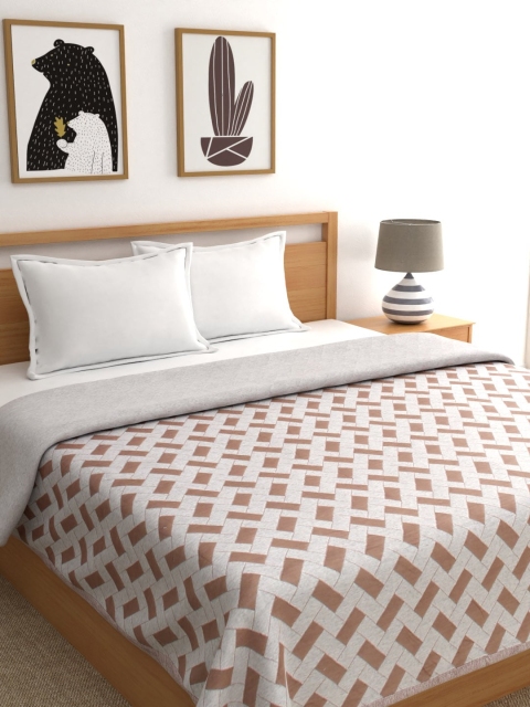 

A Homes Grace Brown & Grey Geometric AC Room 300 GSM Double Bed Dohar