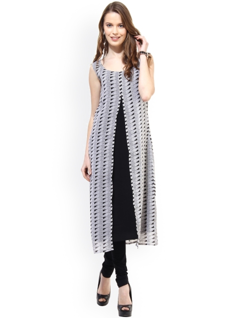 

La Firangi Black & White Printed Kurta