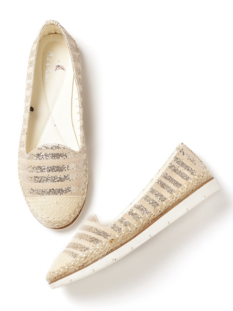 

Mast & Harbour Women Beige Shimmery Espadrilles