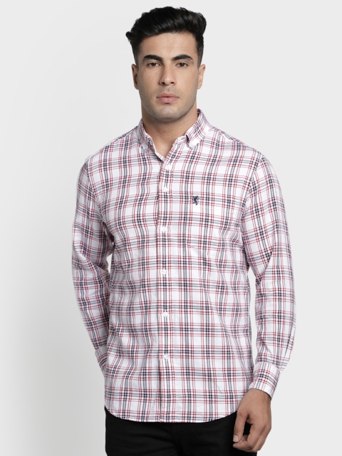 Red Tape Men White & Red Regular Fit Checked Casual Shirt