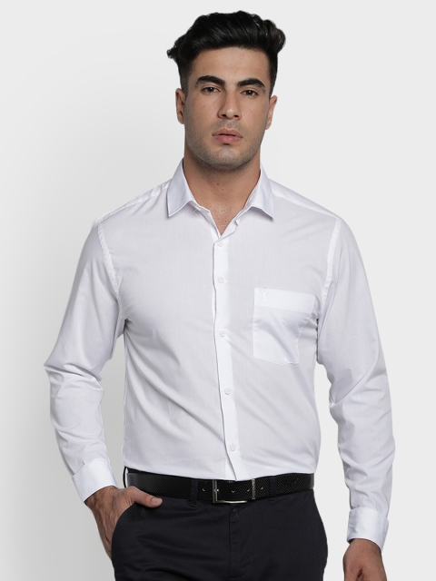 

Red Tape Men White Regular Fit Solid Formal Shirt