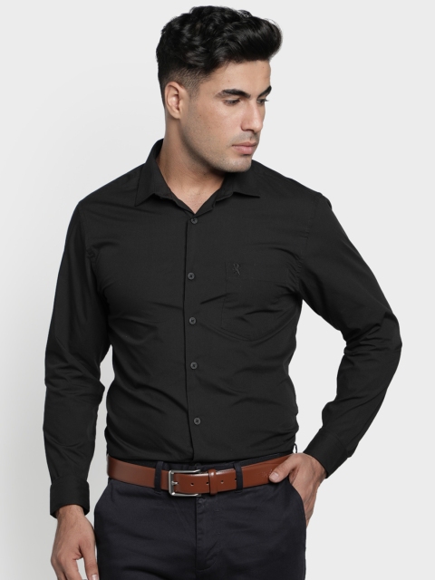 

Red Tape Men Black Regular Fit Solid Formal Shirt