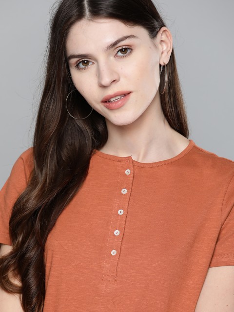 

Mast & Harbour Women Rust Orange Solid Henley Neck T-shirt