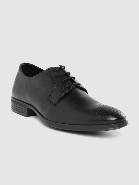 

INVICTUS Men Black Solid Formal Derbys With Perforated Detail