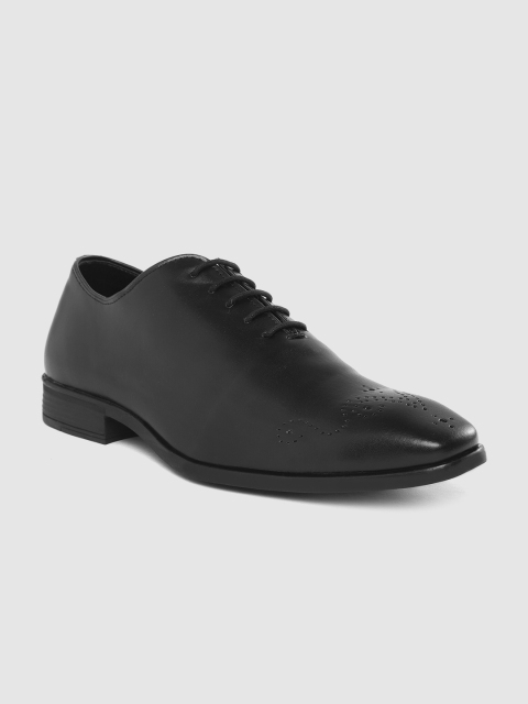 

INVICTUS Men Black Solid Formal Oxfords With Perforated Detail