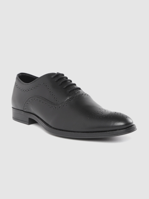 

INVICTUS Men Black Solid Formal Brogues