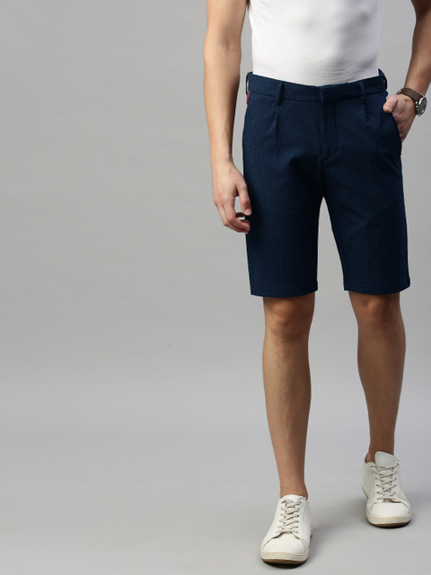

Allen Solly Sport Men Blue Micro Checked Smart Slim Fit Regular Shorts