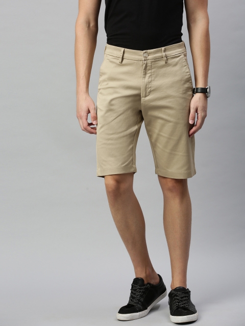

Allen Solly Sport Men Khaki Solid Slim Fit Regular Shorts