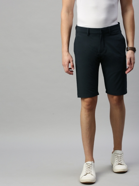 

Allen Solly Sport Men Black Solid Smart Slim Fit Regular Shorts